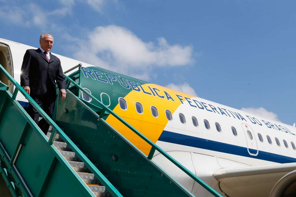 Popularidade de Temer cai, enquanto sobem a de Lula e Bolsonaro
