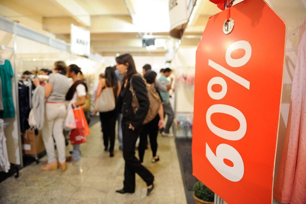 Procon prevê aumento de queixas na Black Friday, após maquiagem de preços
