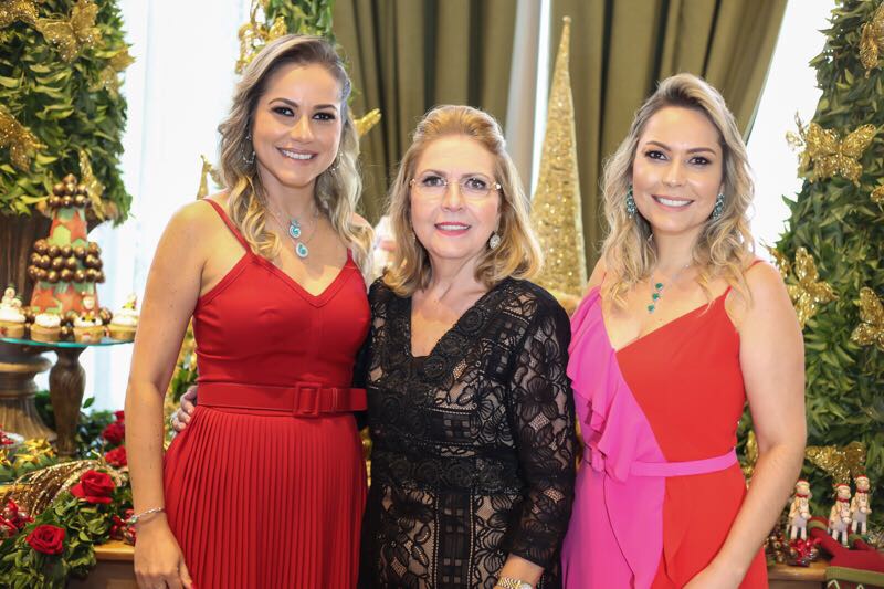 Revista Ceará prestigia o 'Natal da Tallis' Joia em Fortaleza