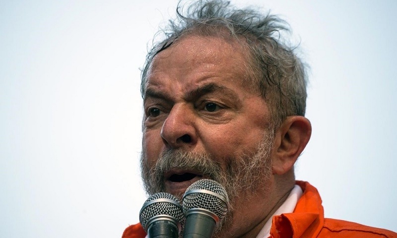 Lula: “Nós vamos regular (controlar) os veículos de comunicação no Brasil"