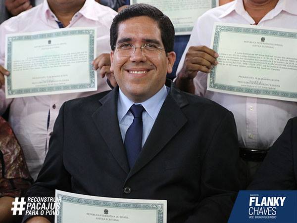 Cidades / Prefeito interino mantém contratos com empresas investigadas por corrupção