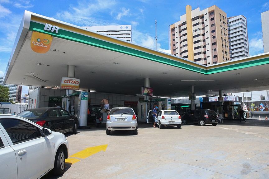 Ceará tem a 3ª gasolina mais cara do Brasil (R$: 4,59)