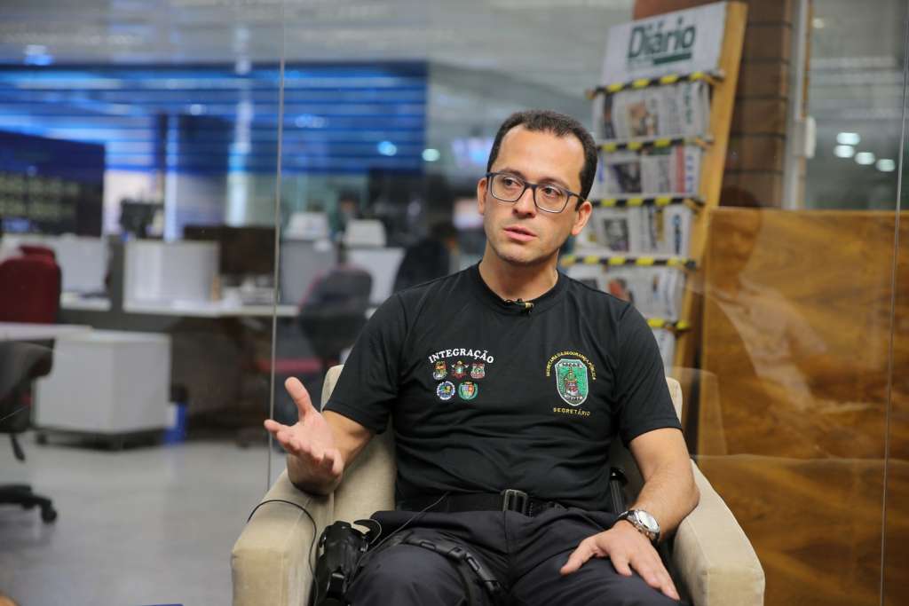 Assassinatos e roubos duplicam no Ceará