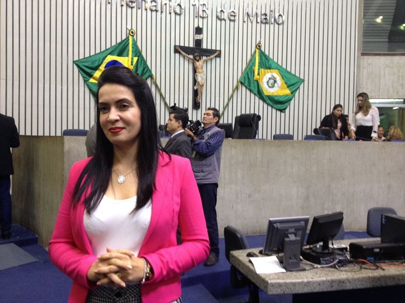 Eleições / Projeto de lei cria campanha "Mais Mulheres na Política"