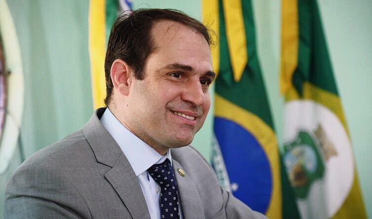 Juiza determina que Câmara de Fortaleza justifique sobre aumento de alvarás