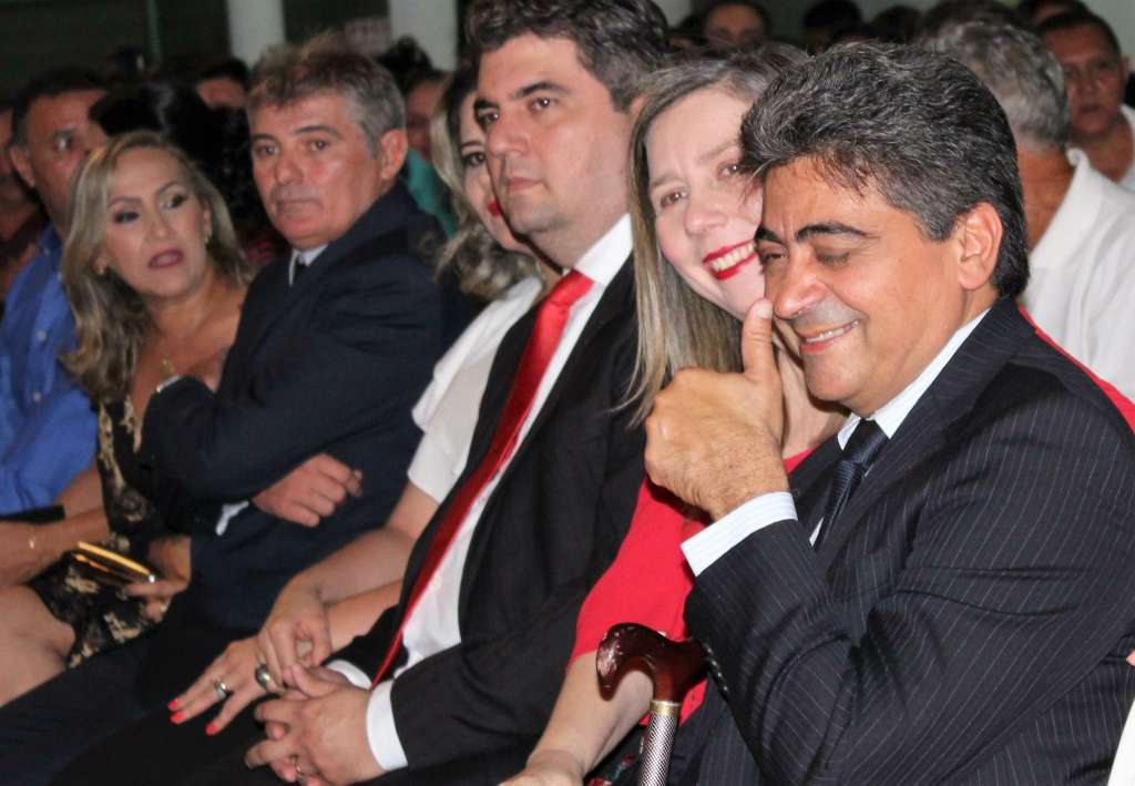 Empresário delata prefeito ao MP-CE e diz que era chantageado a pagar propina