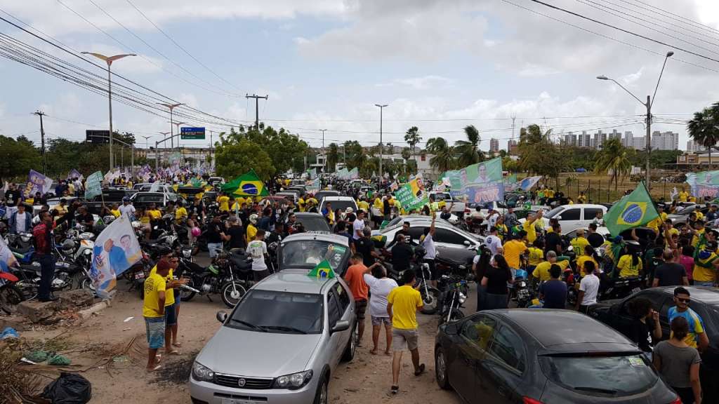 Eleições / Atos a favor de Bolsonaro é registrado no Ceará em 81 municípios