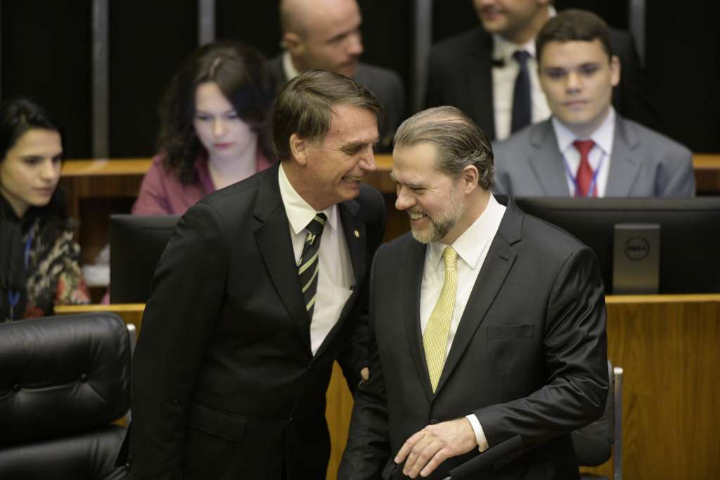 Presidente eleito Jair Bolsonaro (PSL) chega a Brasília em sua primeira viagem após eleições