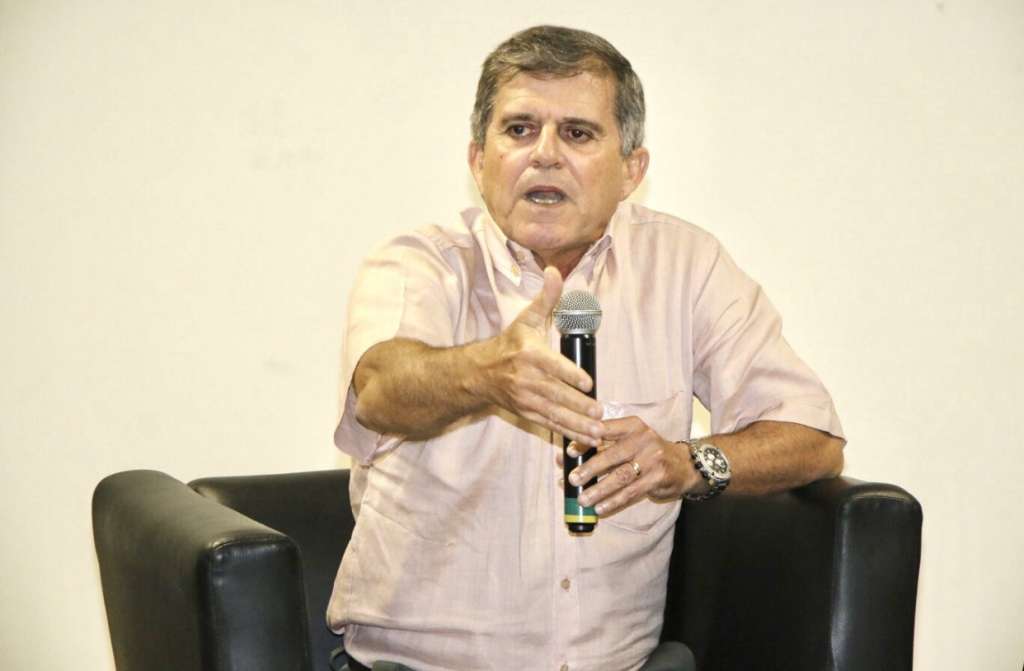 Theóphilo: “Políticos, juízes, desembargadores e até o exército estão envolvidos com o tráfico.”