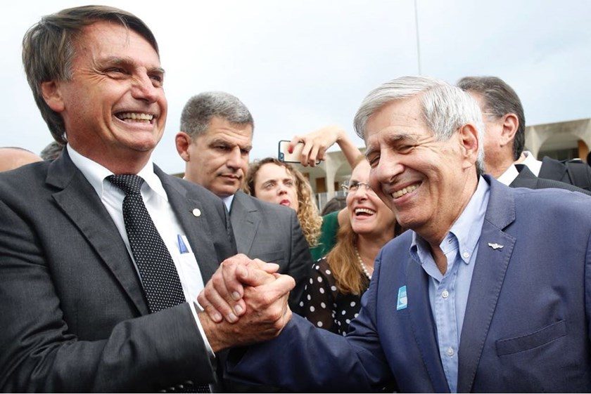 Segurança / Futuro ministro de Bolsonaro reafirma manter o porte de arma controlado