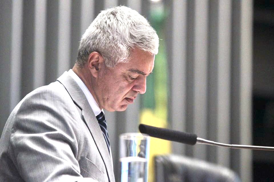 Segurança / Senador Major Olímpio (PSL) afirma que Congresso flexibilizará porte de armas