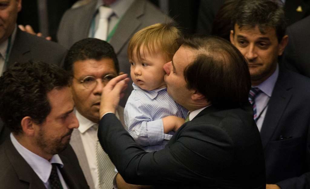 Rodrigo Maia é reeleito presidente da Câmara dos Deputados