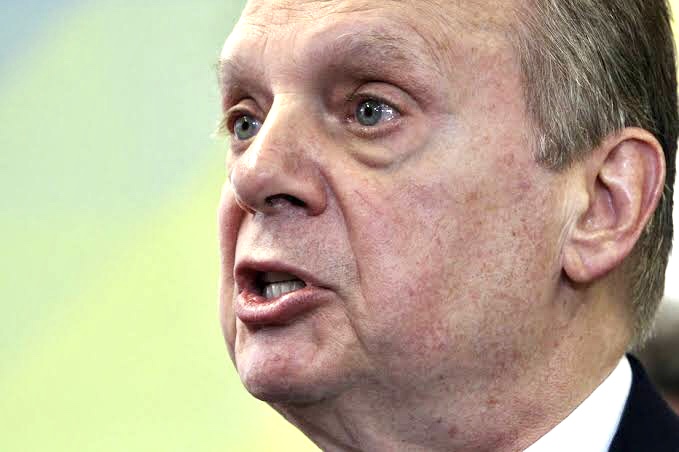 “Governo Bolsonaro é um monstro e vive fomentando a discórdia,” ataca Tasso