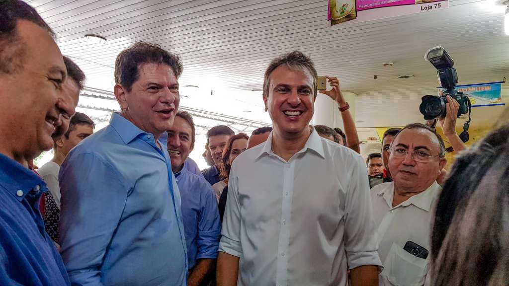 A pedido da PF e do MPF, Justiça autoriza quebra do sigilo bancário de Cid Gomes e Camilo Santana