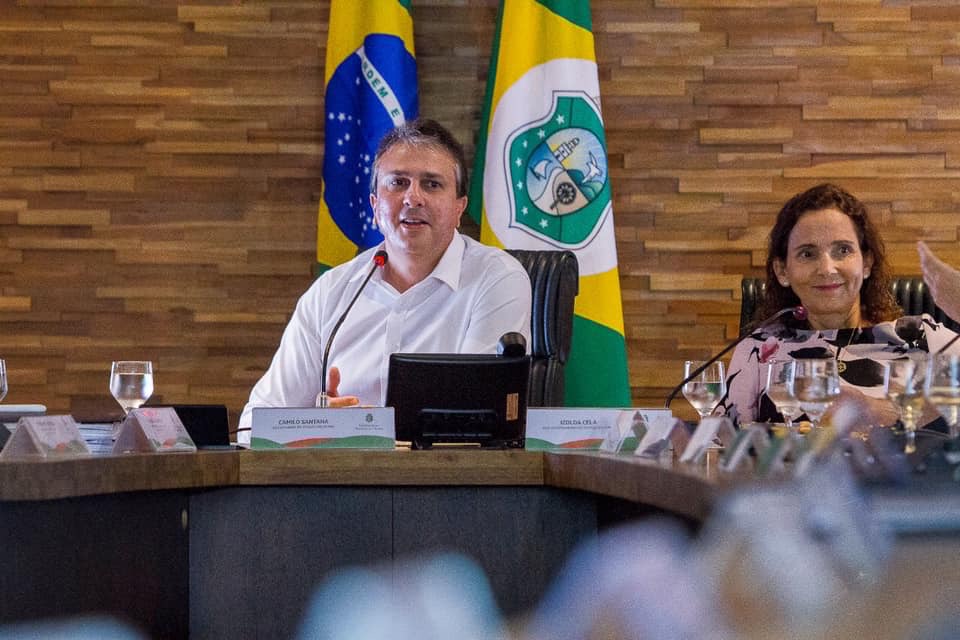 Governador anuncia R$ 150 milhões para operação tapa buraco e recuperação de estradas