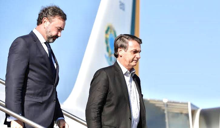Bolsonaro põe sigilo bancário à disposição após denúncias do MP-RJ contra filhos