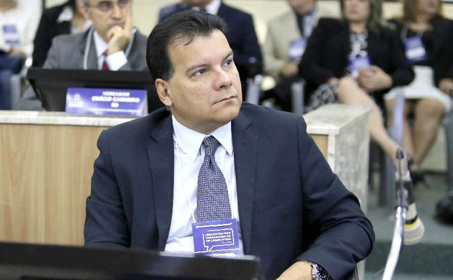 Líder do prefeito na Câmara apresenta investimentos e critica Cap.Wagner