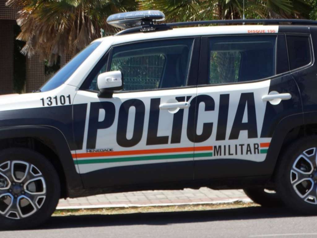 PMs novatos são presos em flagrante por extorsão e tráfico de drogas no Ceará