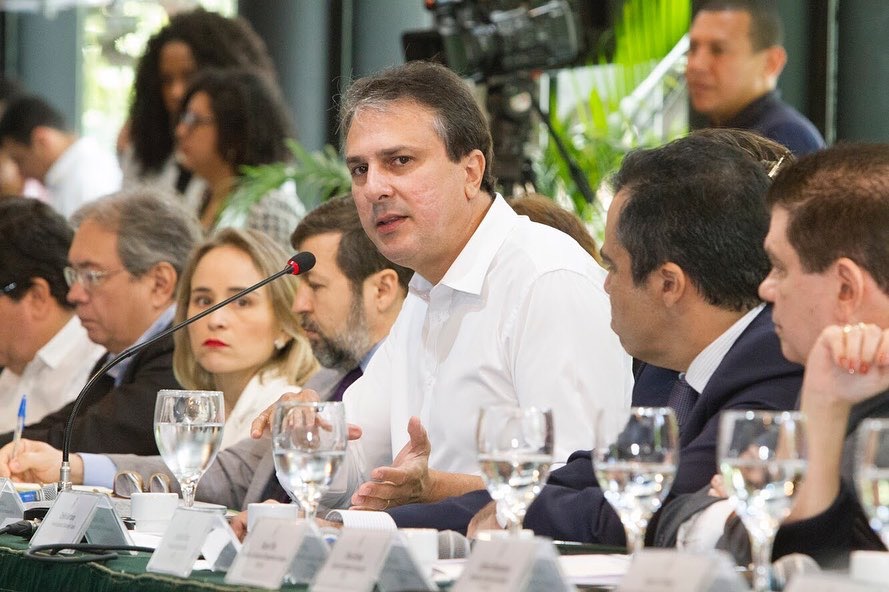 Com a folha de pagamento mais alta do Brasil, Camilo suspenderá contratações