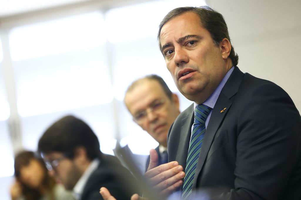 Caixa anuncia que no momento devolverá R$ 3 bilhões ao governo, no total serão R$ 20 bilhões