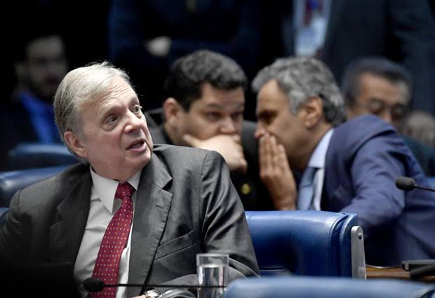 Tasso (PSDB) critica opinião pública das redes sociais: “A população nem sempre está com a razão”, diz