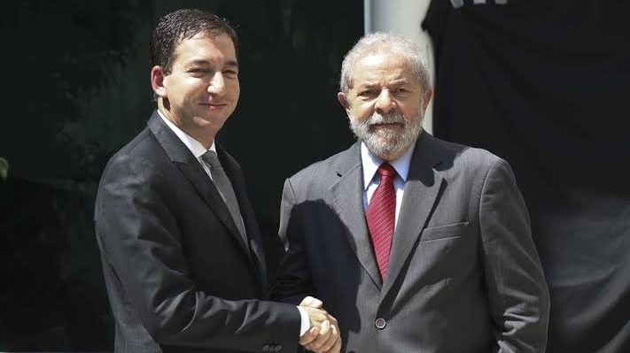 Hackers invadem celular de jornalista ligado ao PT e vazam conversas sobre trama contra Moro