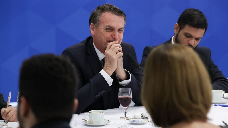 Presidente Bolsonaro usa termo pejorativo sobre nordestinos e é criticado após ofensa