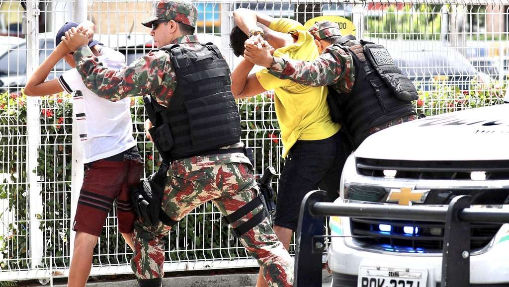 Adolescentes criminosos estão de volta às ruas, soltos pela Justiça do Ceará