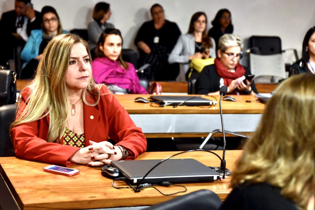 Luizianne cobra Ministério Público Eleitoral e TSE que investiguem áudio vazado de Bruno Gonçalves (PL)