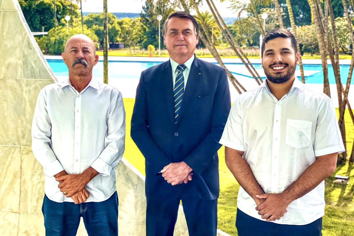 Dep.André Fernandes emplaca apoio de Bolsonaro à apadrinhado político em Fortaleza