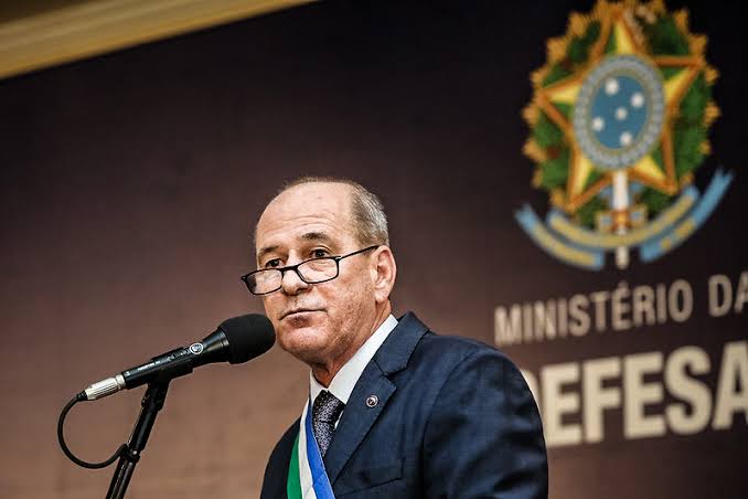 Ministro da Defesa, Fernando Azevedo, pede demissão do Governo Federal