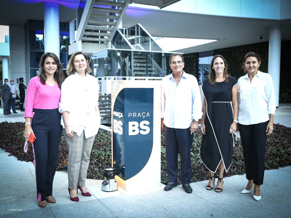 Praça ‘BS’ traz apresentações do pianista Felipe Adjafre