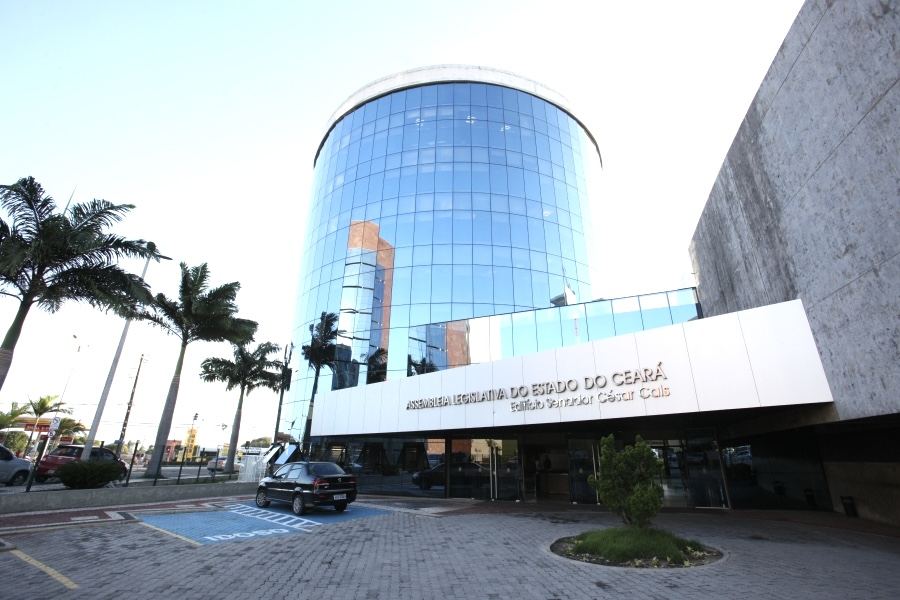 Comissão da Assembleia Legislativa discute e vota contas de Camilo Santana (PT) de 2020