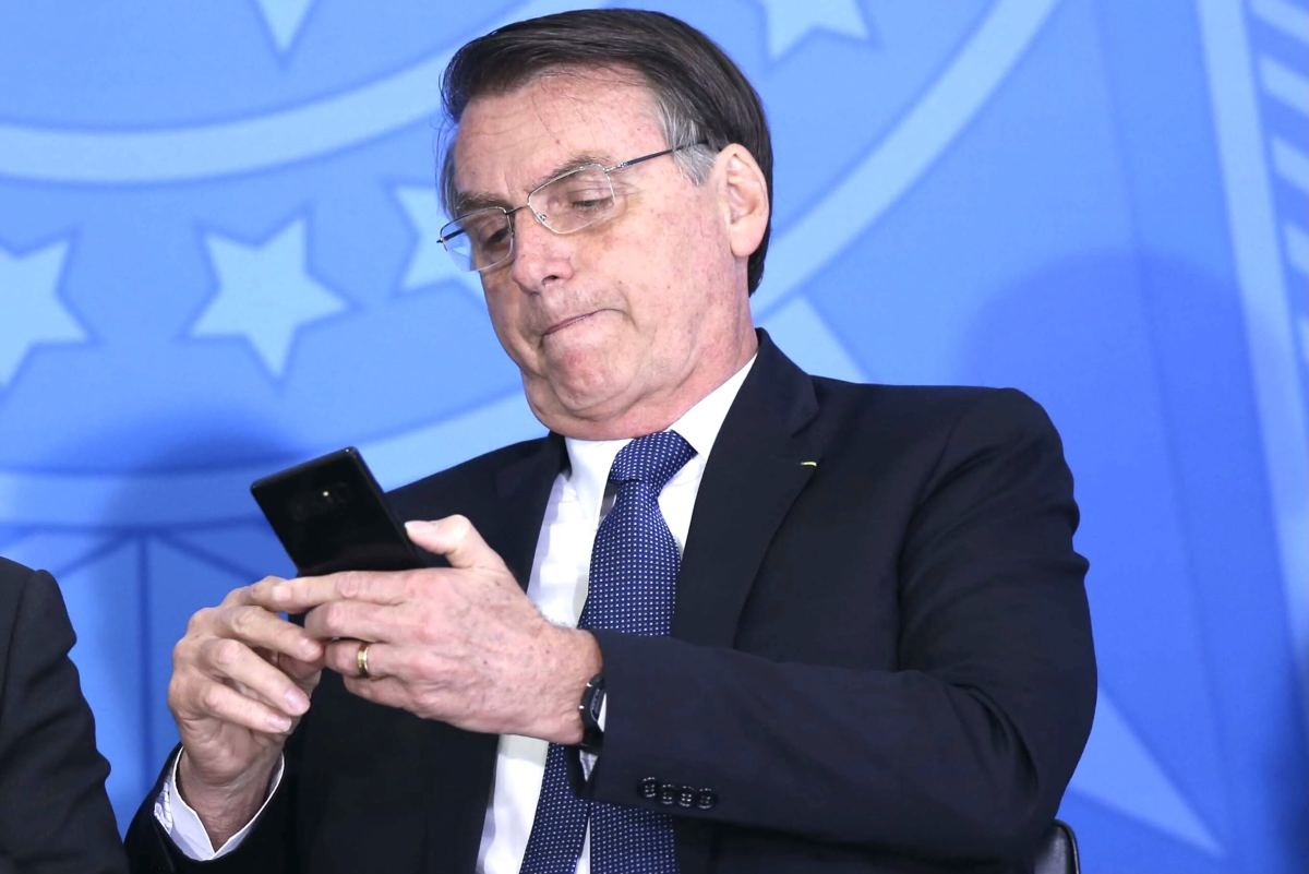 “Chamar Renan de vagabundo é elogio”, dispara Bolsonaro após ser indiciado na CPI