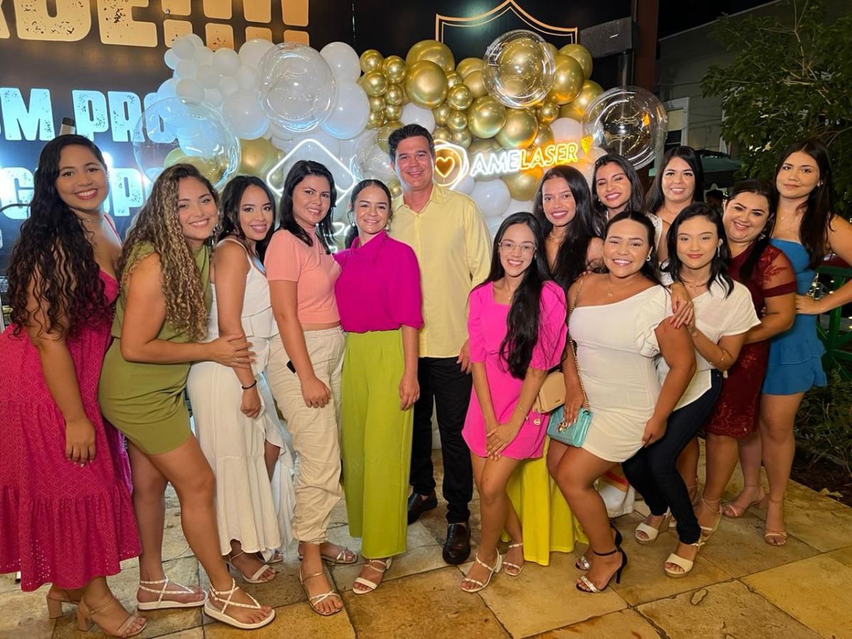 Dr. Davi Pontes realiza confraternização de seus colaboradores do Complexo Hospitalar LIFT e Amelaser na Cervejaria Turatii