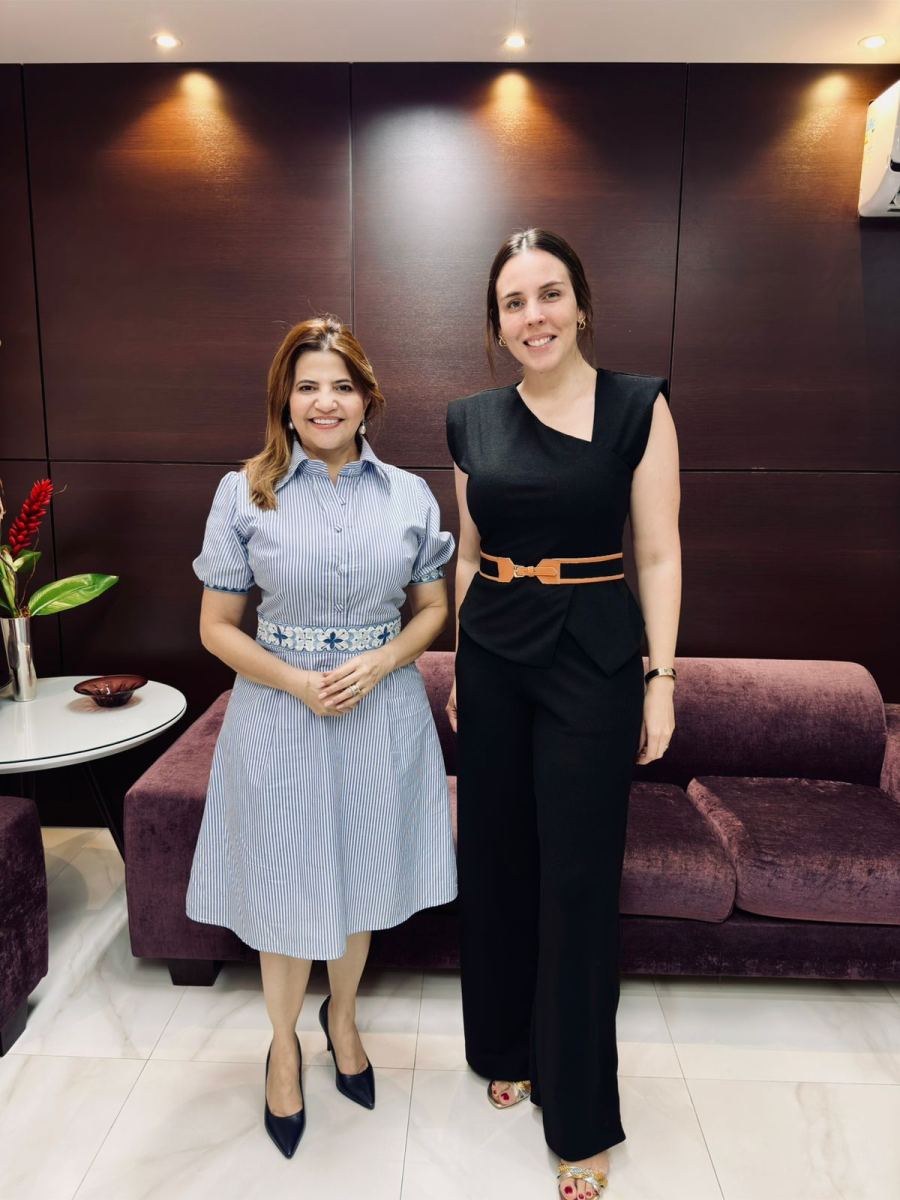 Ana Paula Araújo assume Secretaria de Assuntos Federativos do Ceará