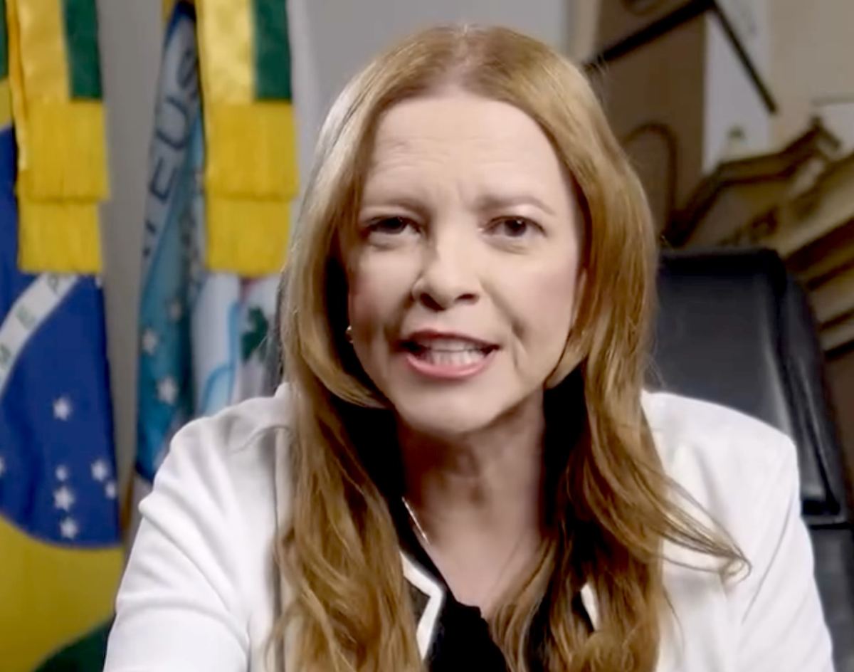 Prefeita Janaína Farias aciona justiça contra novas acusações de Ciro Gomes