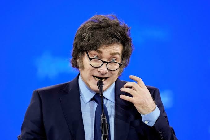 Em derrota para Javier Milei, oposição vence eleição no legislativo de Buenos Aires